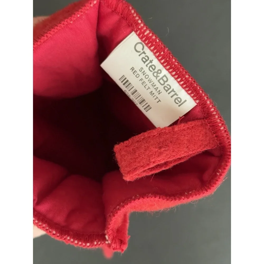 Crate & Barrel CHRISTMAS SNOWMAN Oven Mitt & Pot Holder Red Wool/Felt - Set of 2